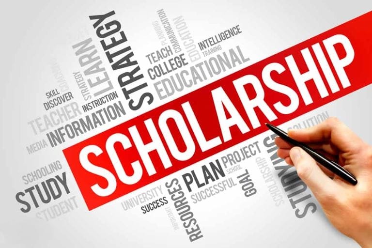 Role of Technology in Scholarships
